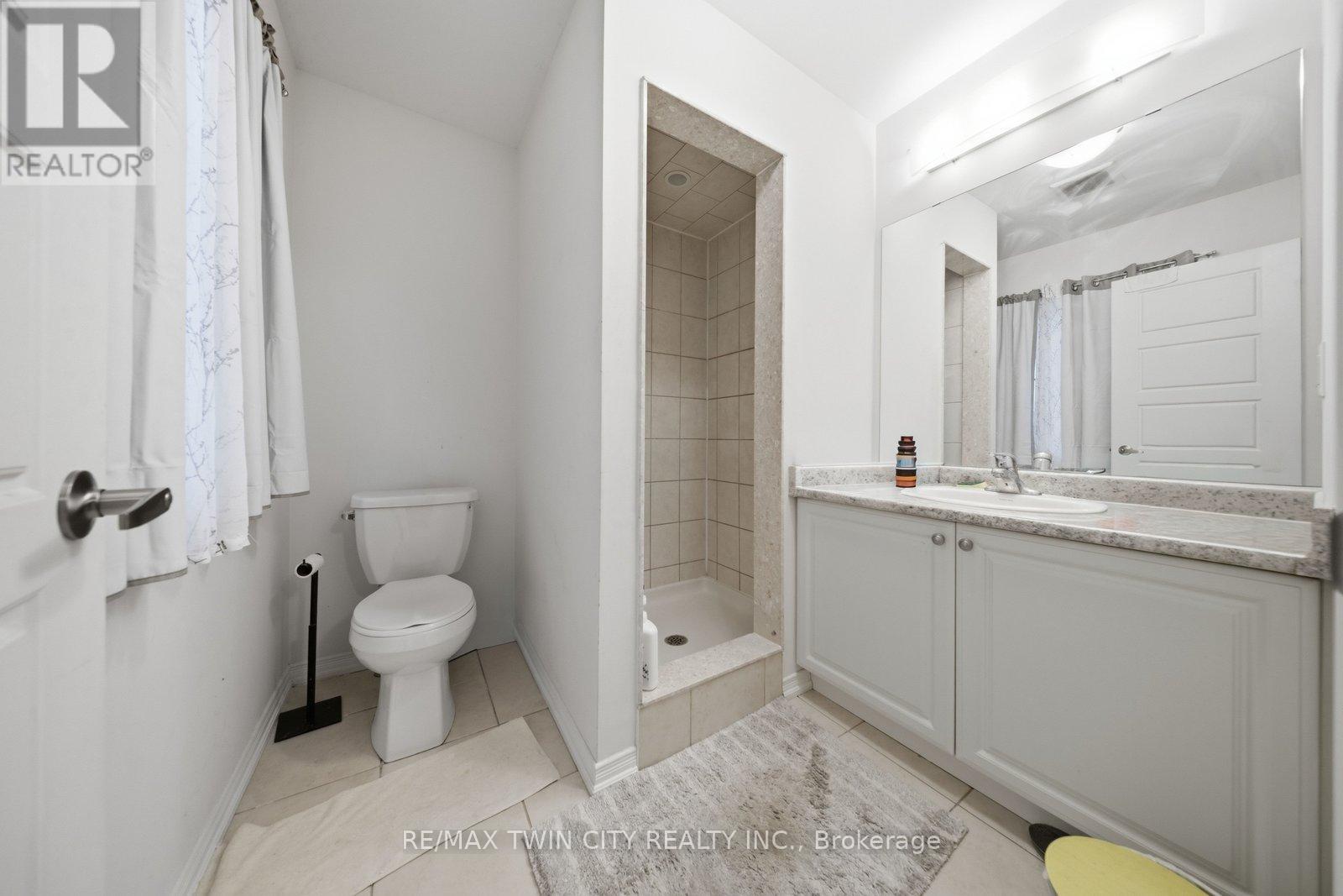 126 MUNRO CIRCLE - 18