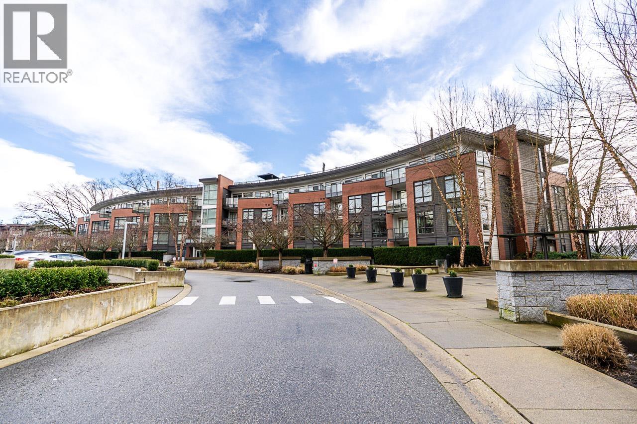 319 22 E ROYAL AVENUE, New Westminster