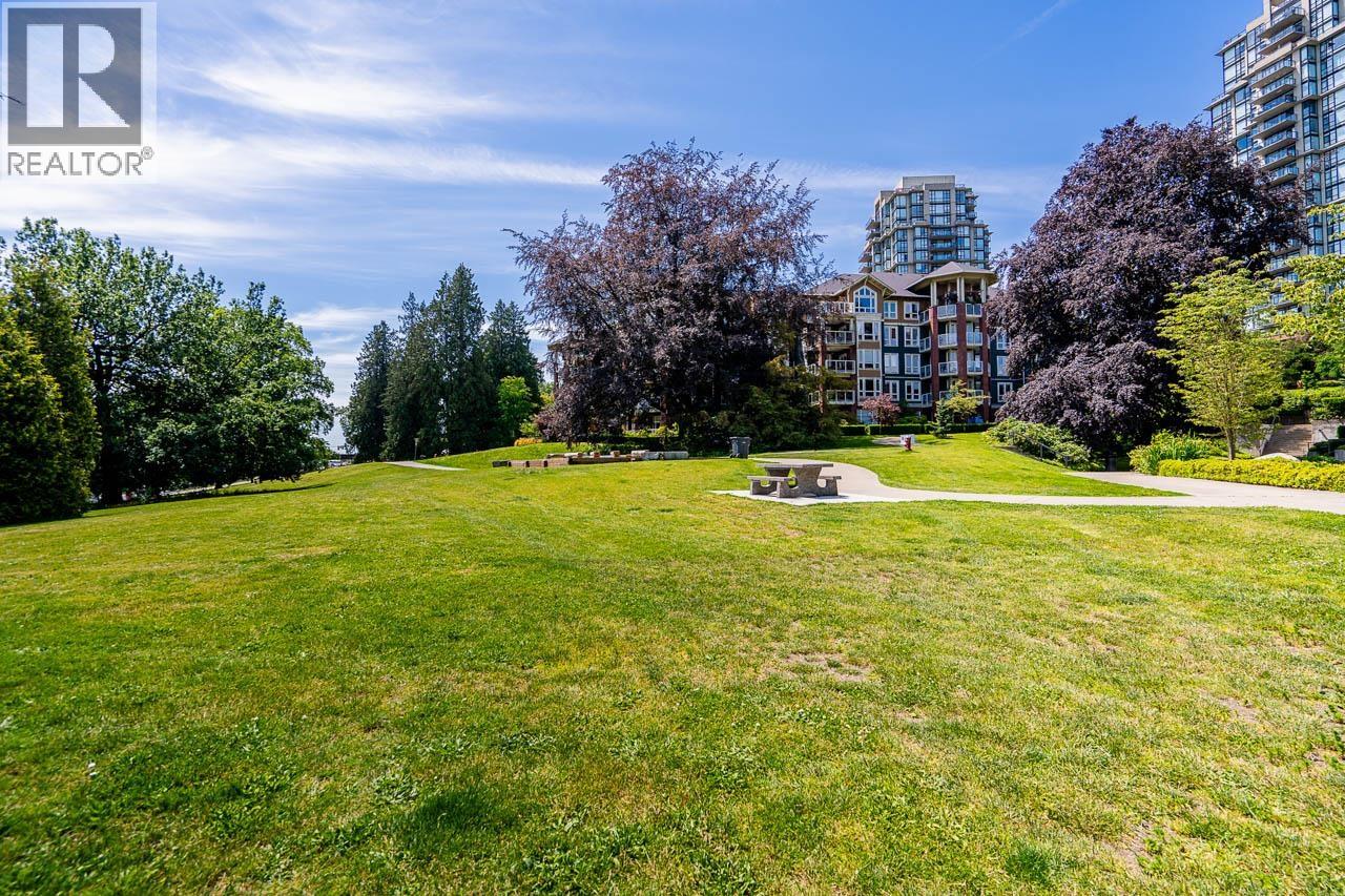 319 22 E ROYAL AVENUE, New Westminster