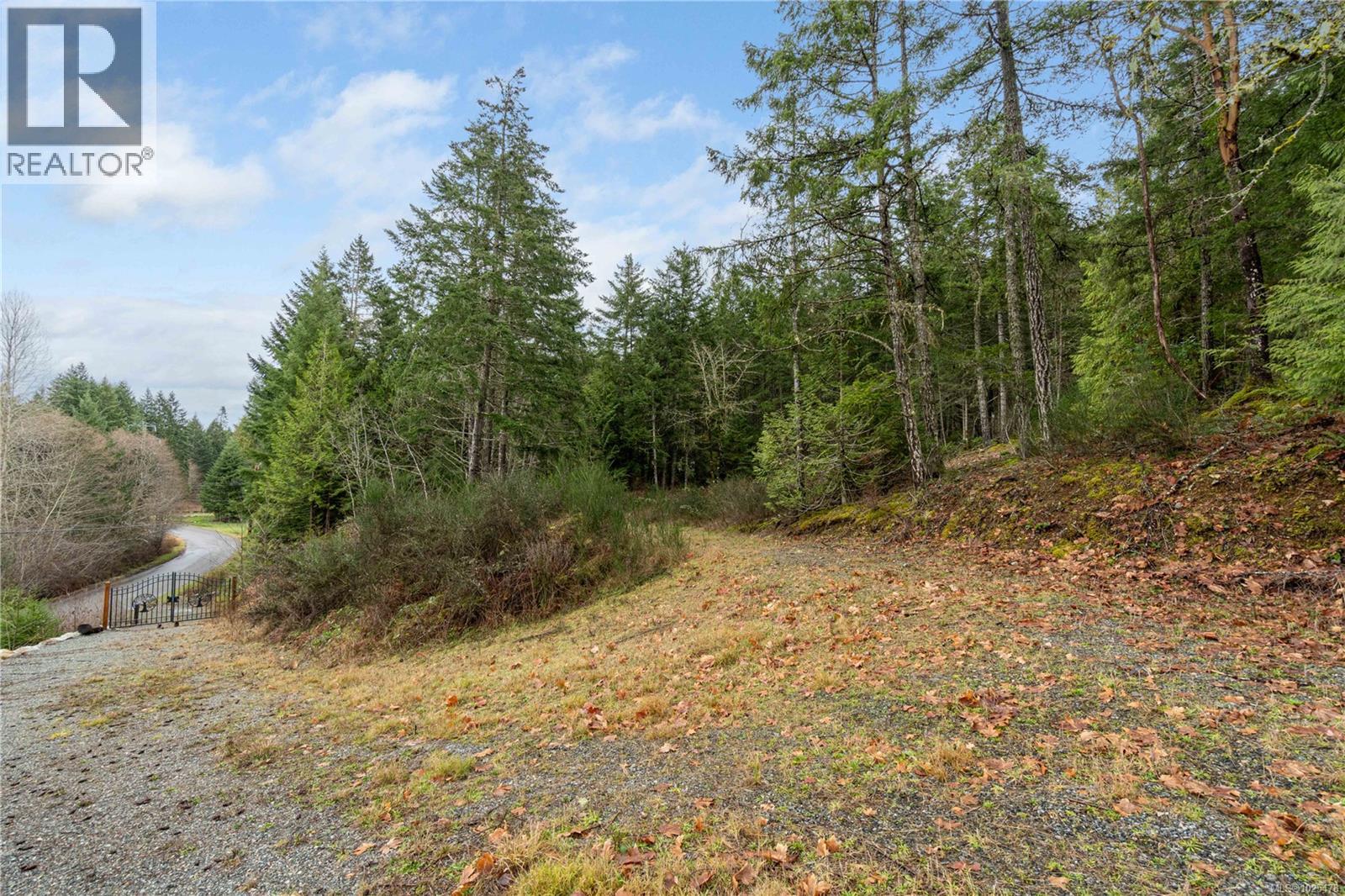 7901 Ridge Road - main photo