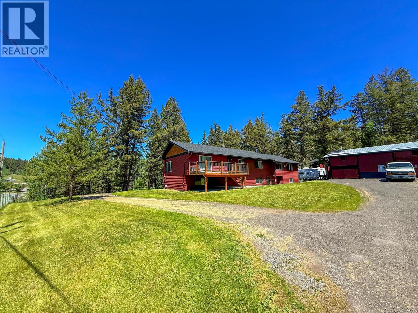 4719 CARIBOO DRIVE - 1