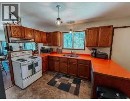Mud room - 4719 Cariboo Drive, 108 Mile Ranch, BC V0K2K0 Photo 20