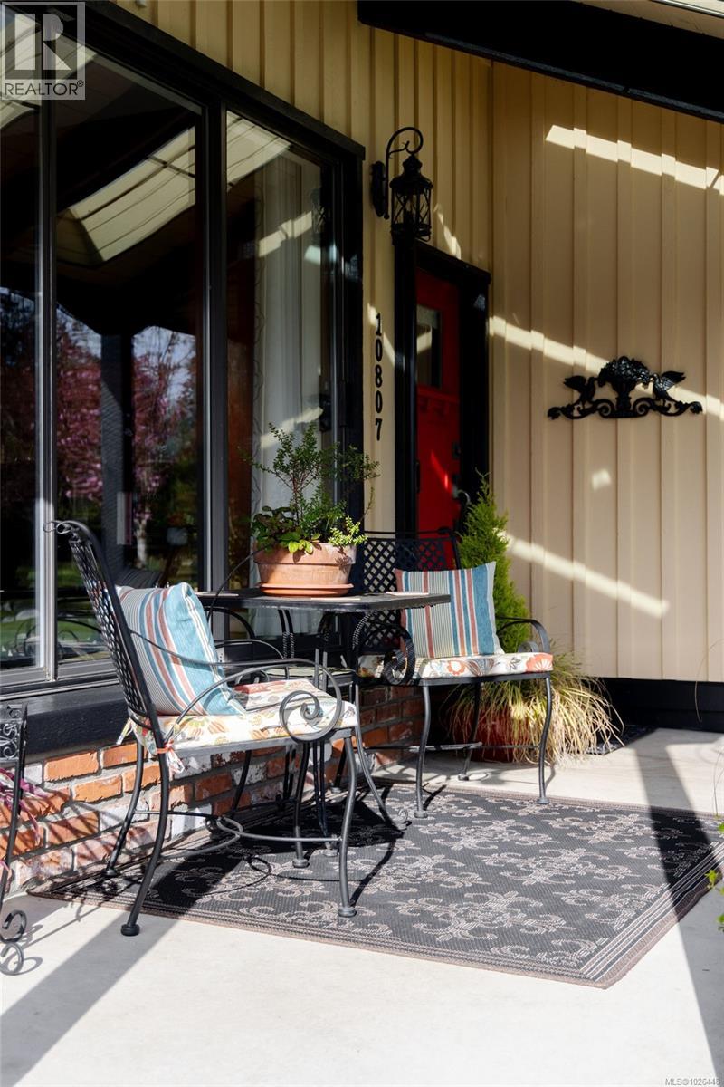 10807 MADRONA DR - 34