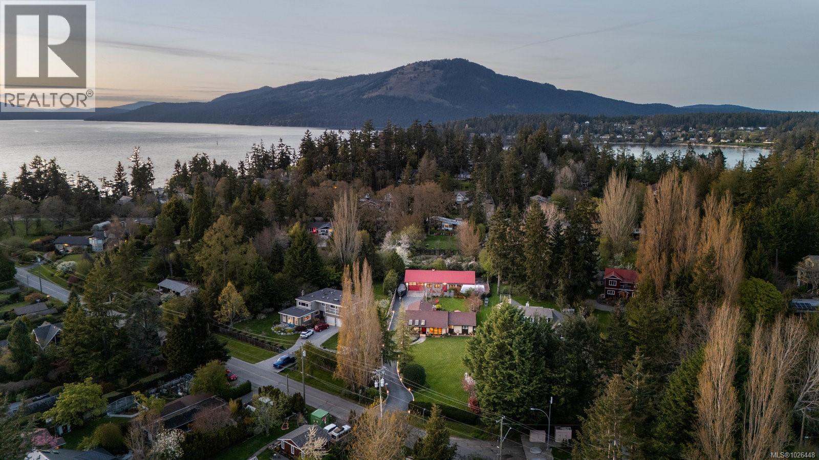 10807 MADRONA DR - 54