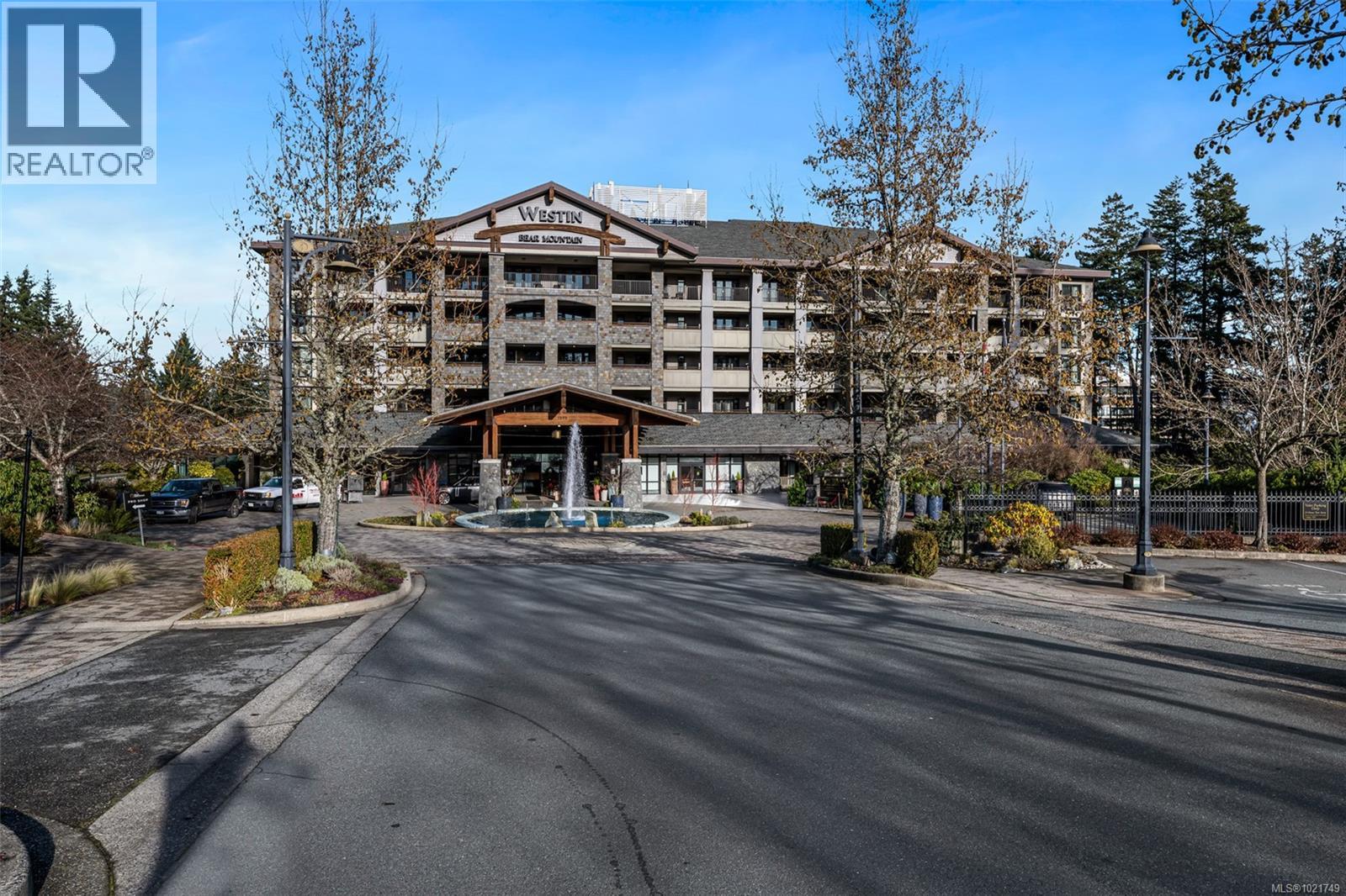  1153 DEERVIEW Place, Langford