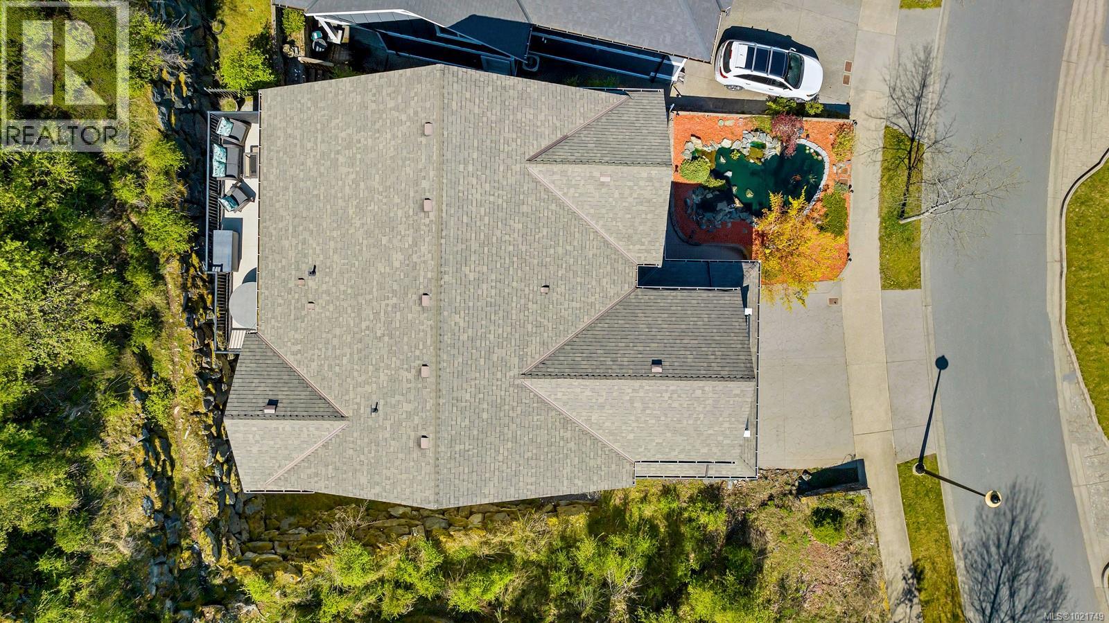  1153 DEERVIEW Place, Langford