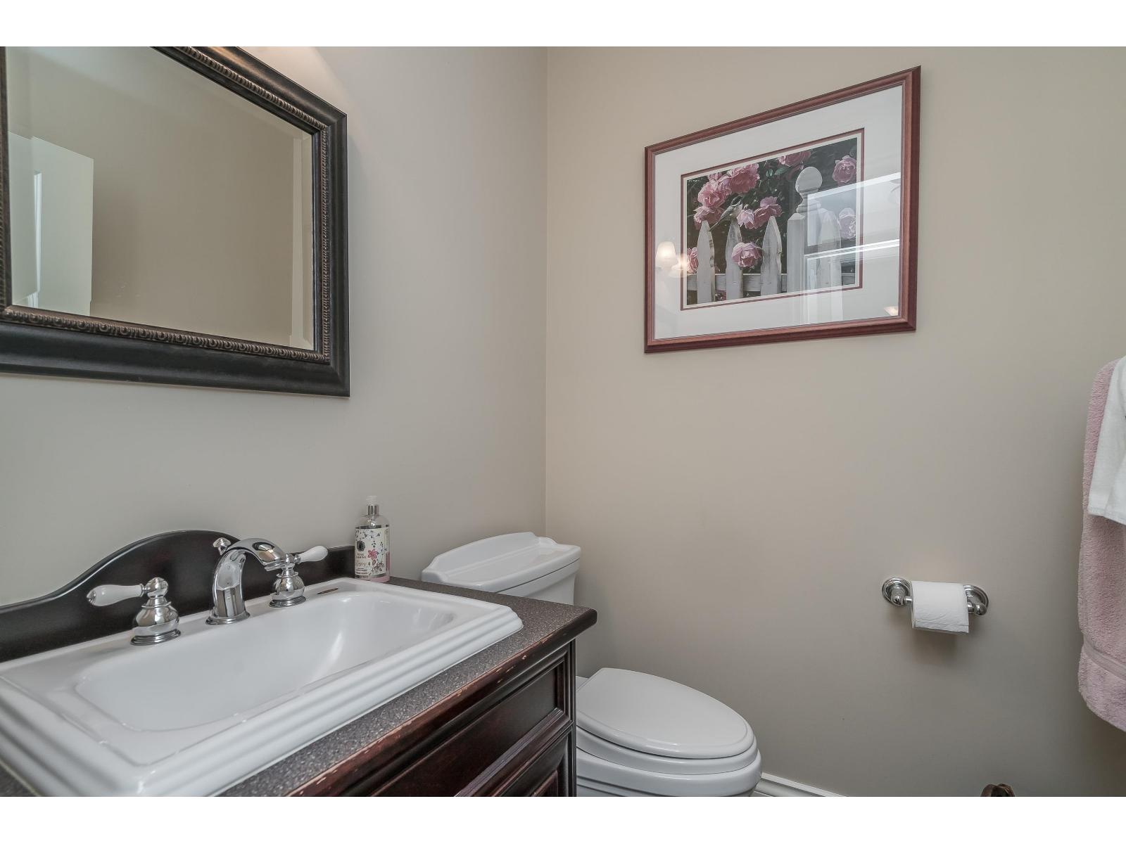 1192 212 STREET, Langley