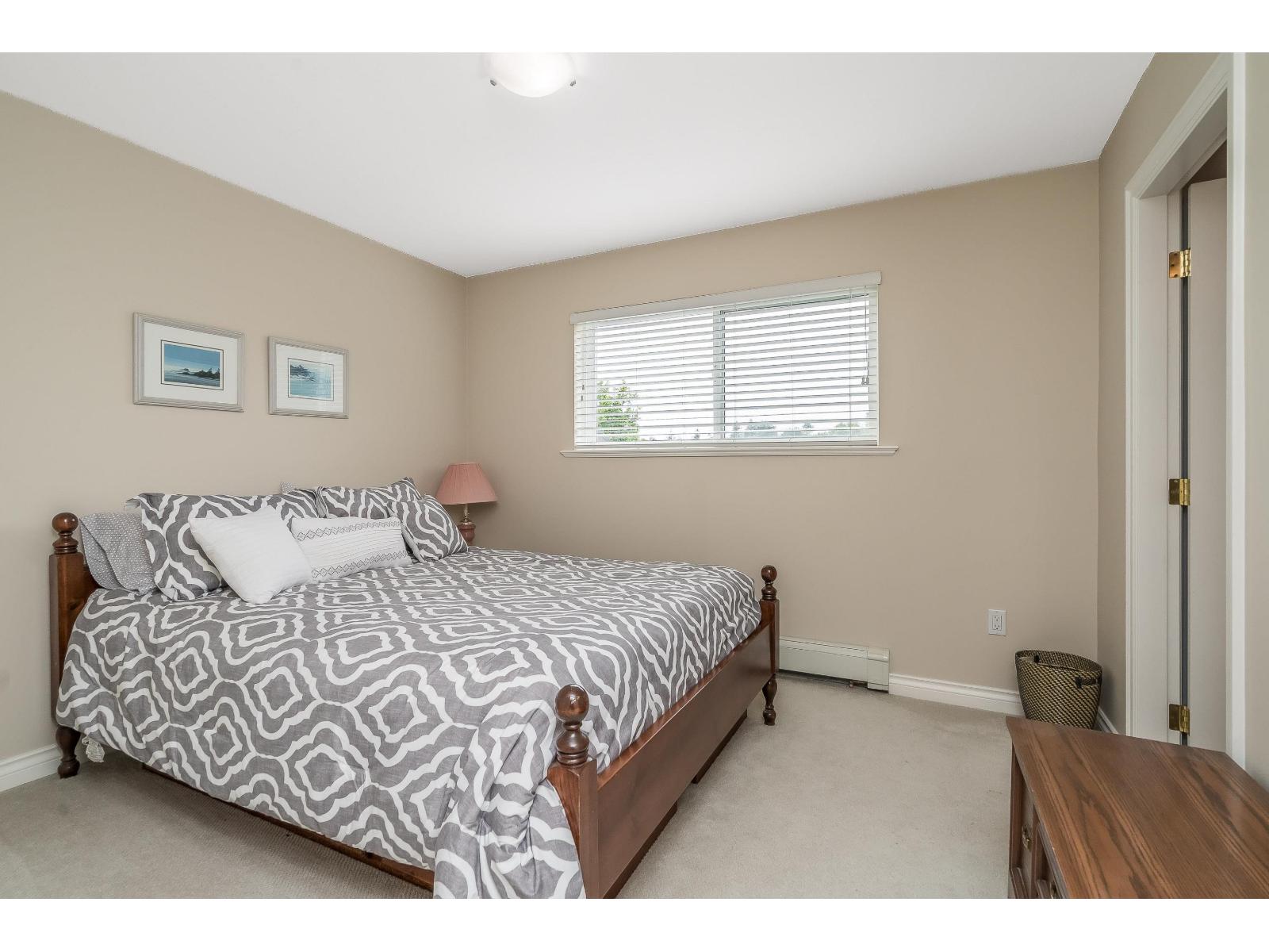 1192 212 STREET, Langley