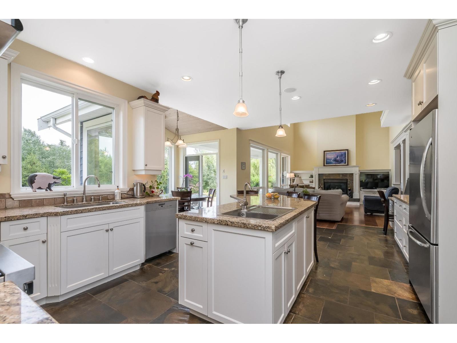 1192 212 STREET, Langley