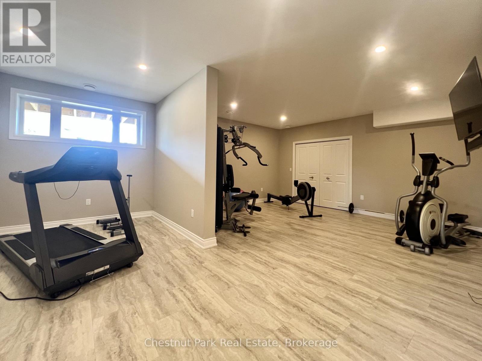 #28 8 WILLIAM JAMES COURT - Image 43