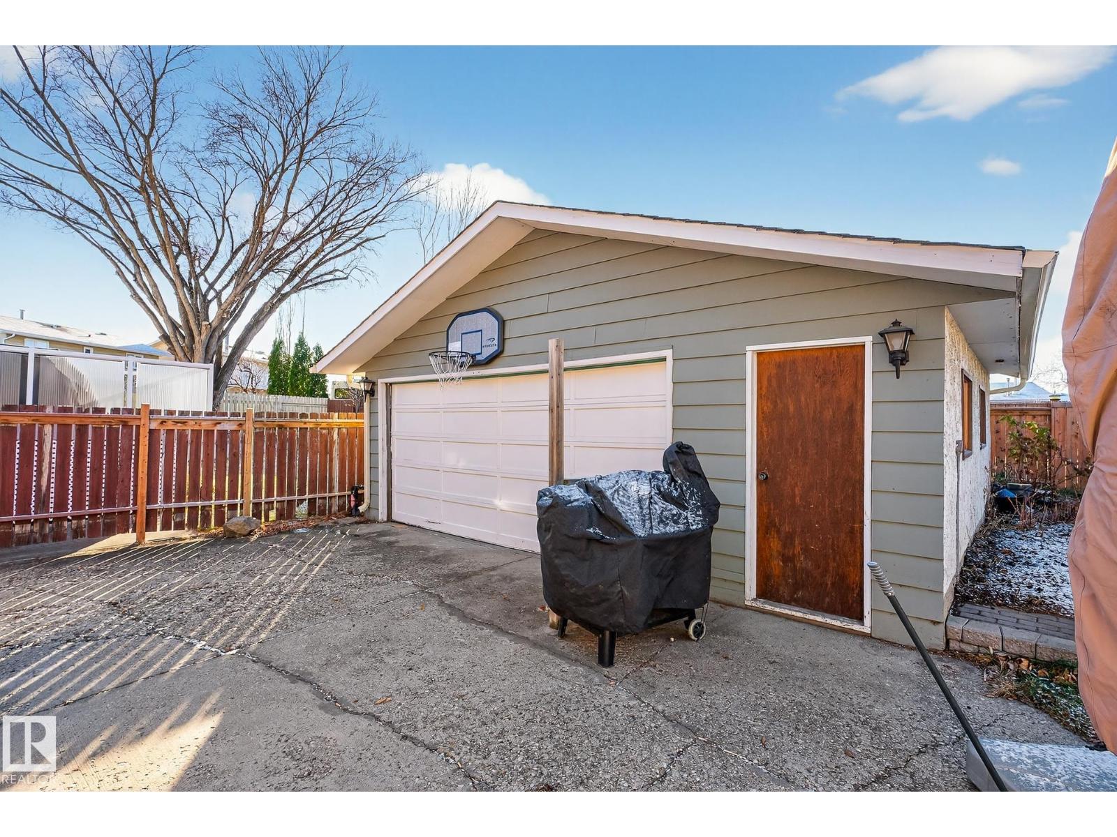 26 WOODFIELD DR, Sherwood Park