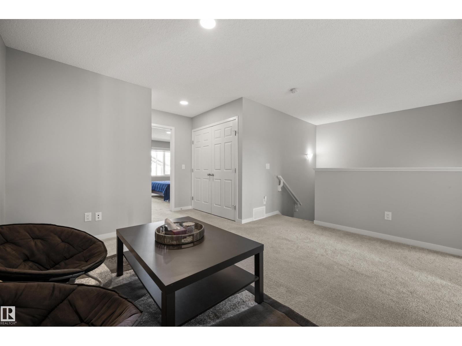 1745 ERKER WY NW, Edmonton