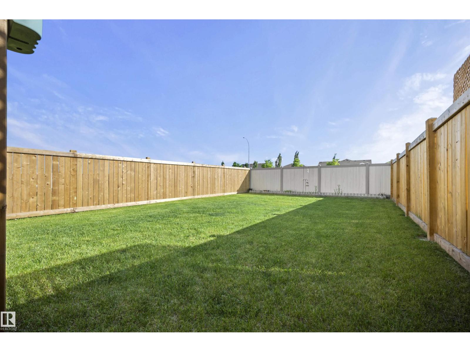 1745 ERKER WY NW, Edmonton