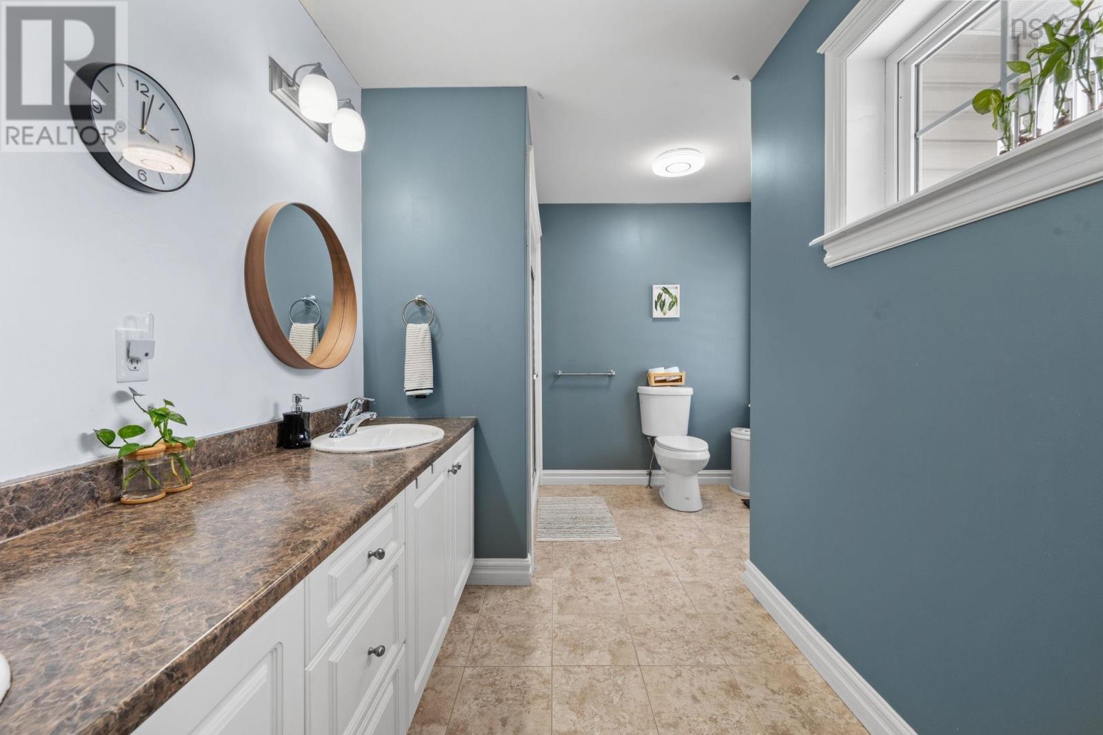 Property 25 of 49 of 51 Windridge Lane