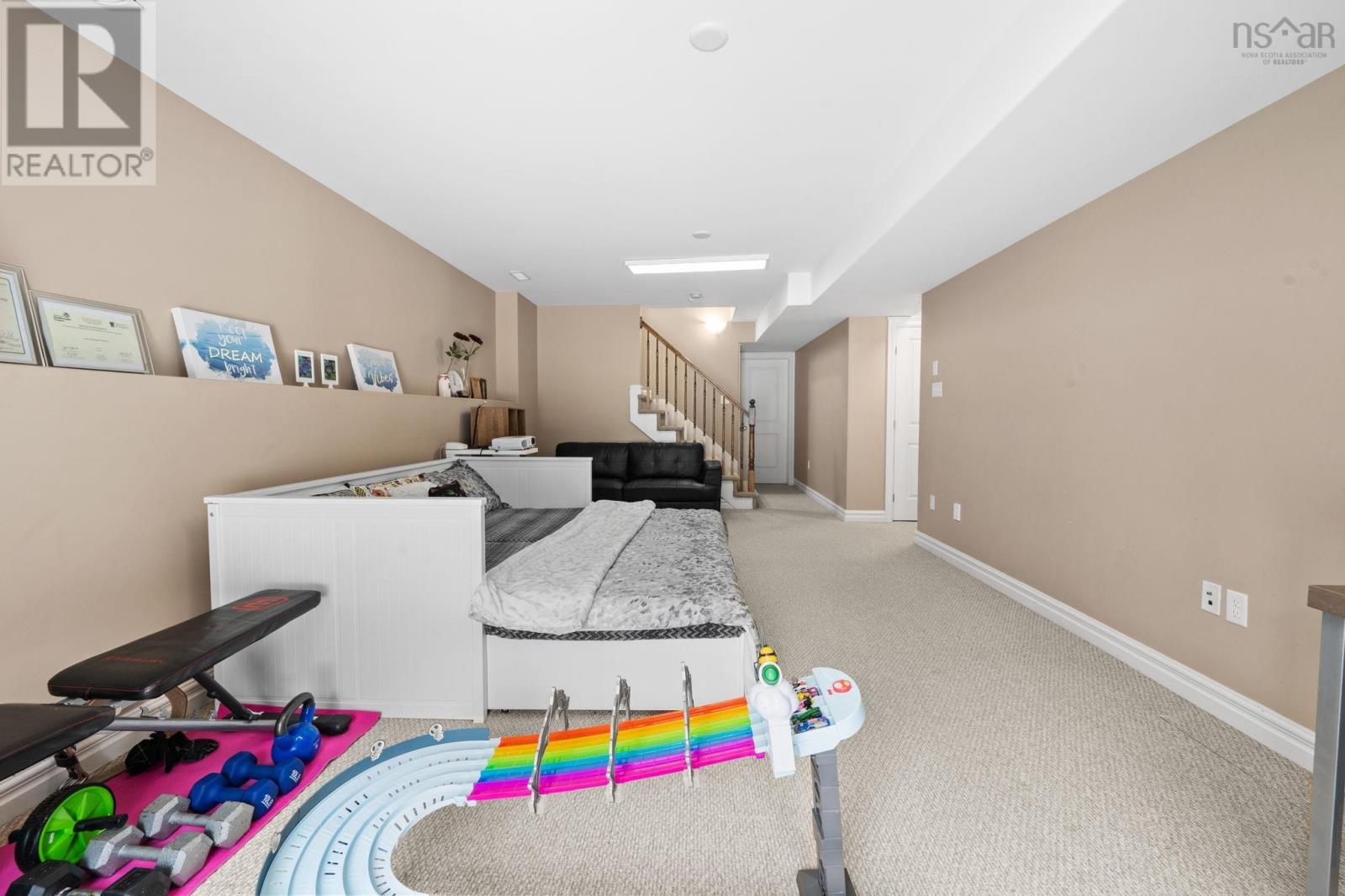 Property 33 of 49 of 51 Windridge Lane