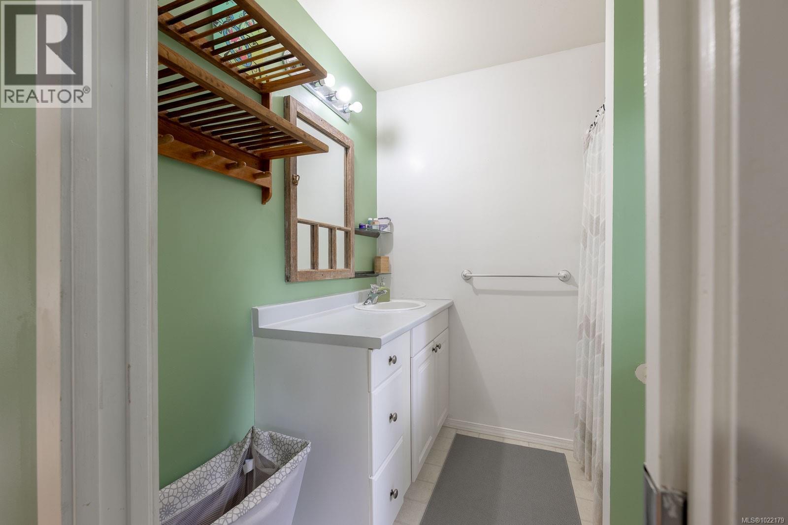 3585 Glenora Rd, Duncan