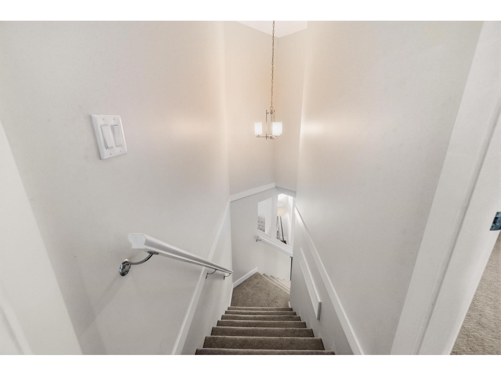 27072 35B AVENUE, Langley