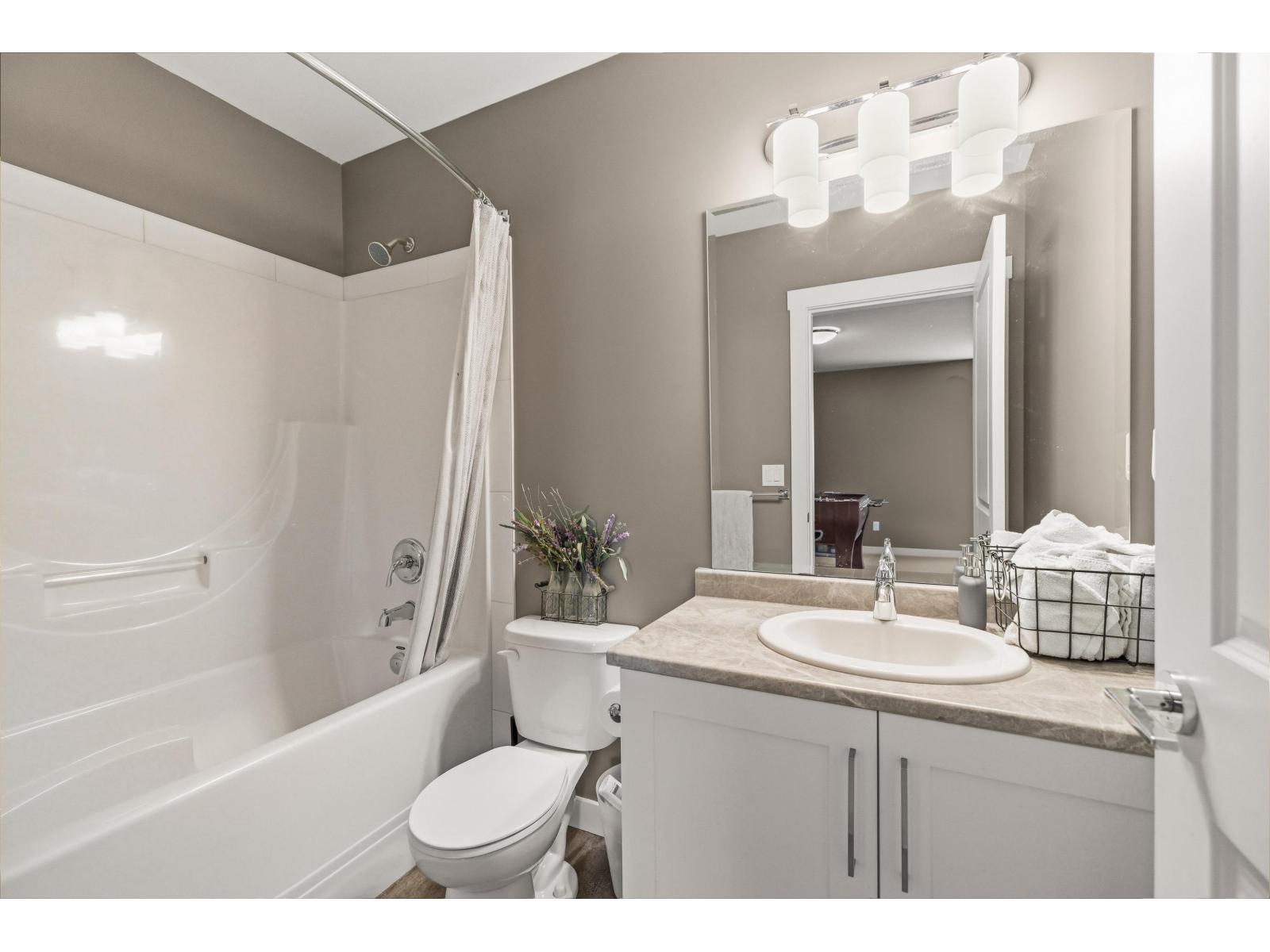 27072 35B AVENUE, Langley