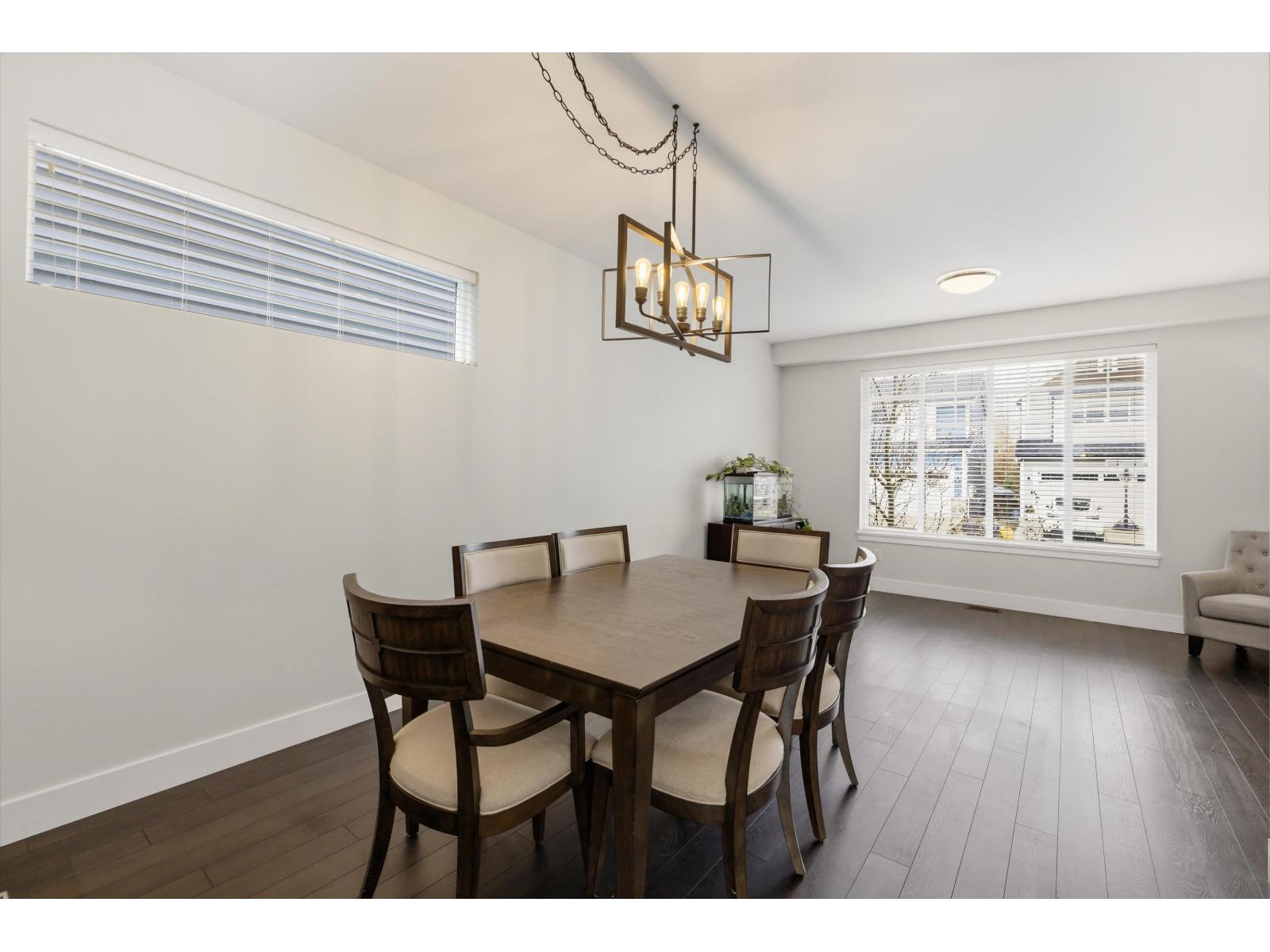 27072 35B AVENUE, Langley