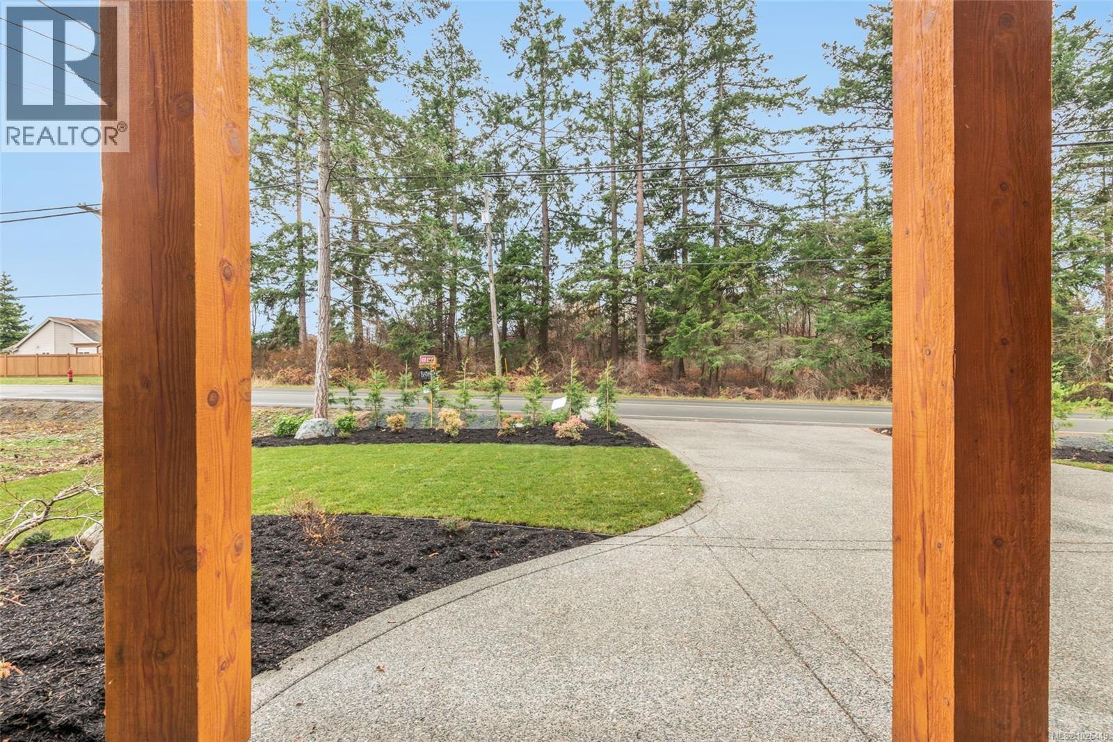 858 Wembley Rd - 12