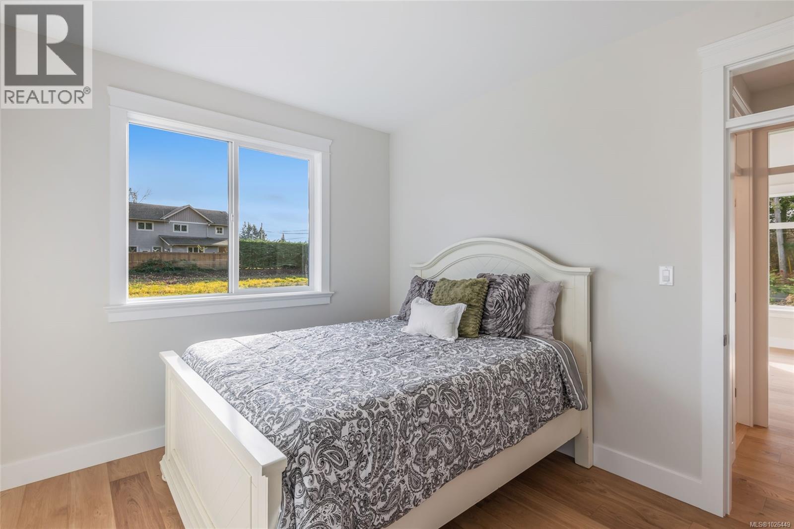 858 Wembley Rd - 19