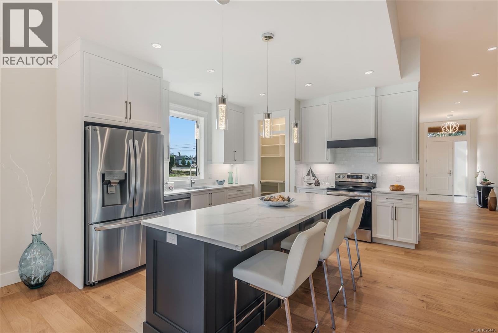 858 Wembley Rd - 22