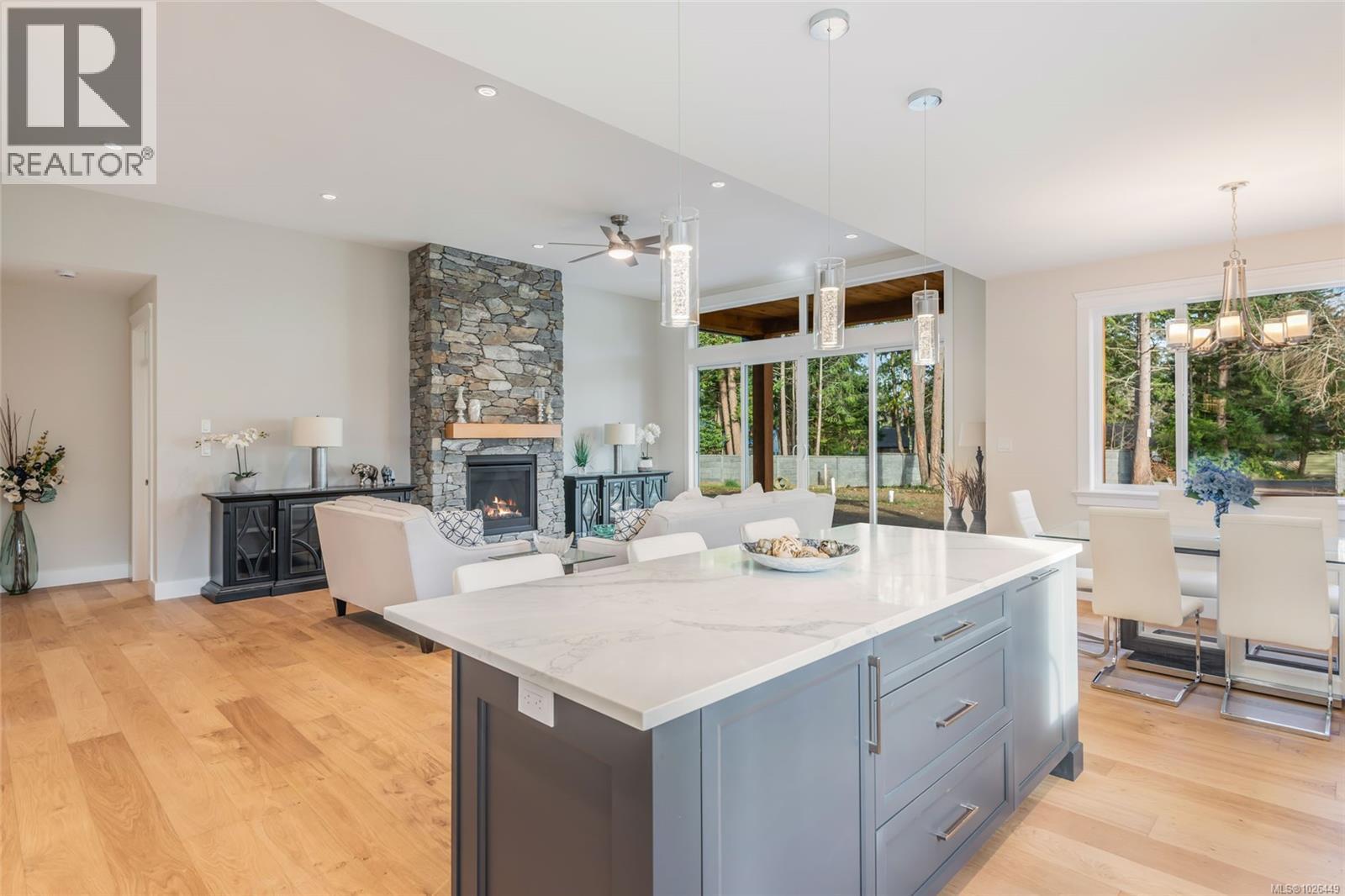 858 Wembley Rd - 25