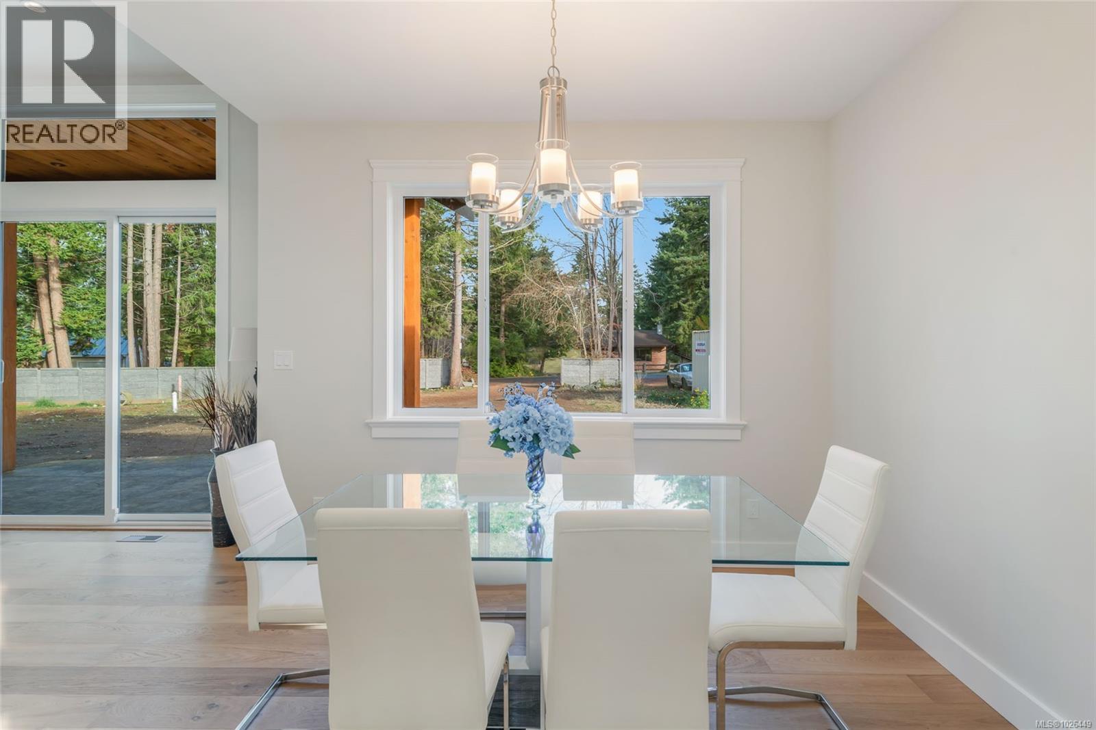 858 Wembley Rd - 26