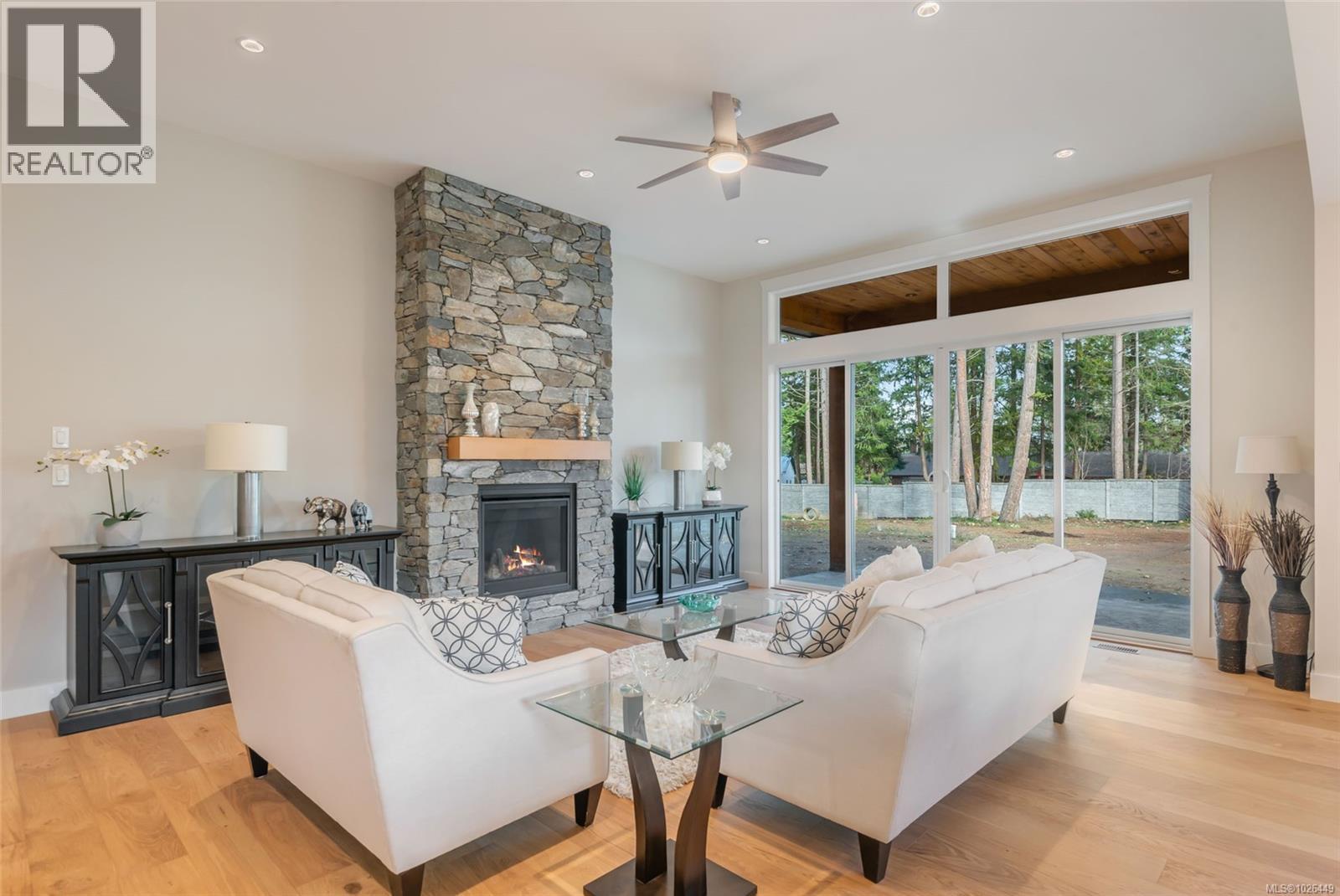 858 Wembley Rd - 28