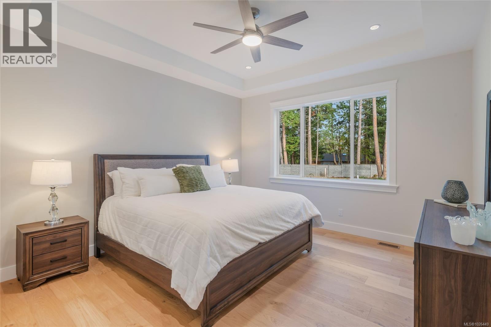 858 Wembley Rd - 32