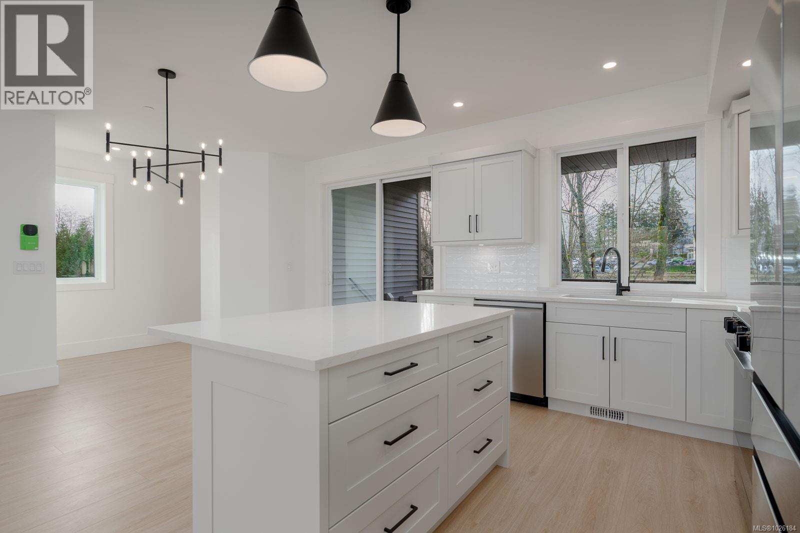 4191 Corunna Ave, Nanaimo