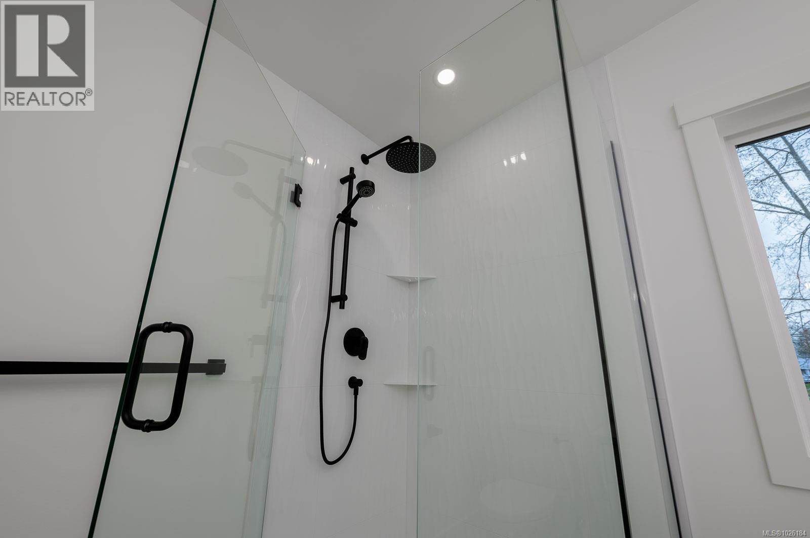 4191 Corunna Ave, Nanaimo