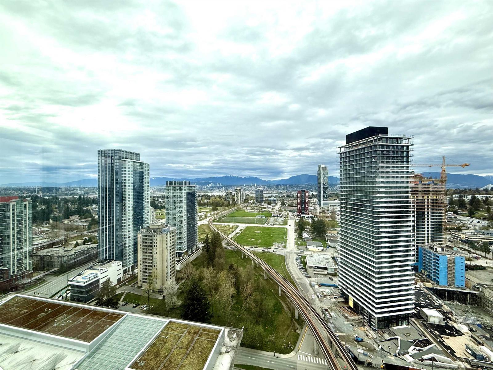 2710 13495 CENTRAL AVENUE, Surrey