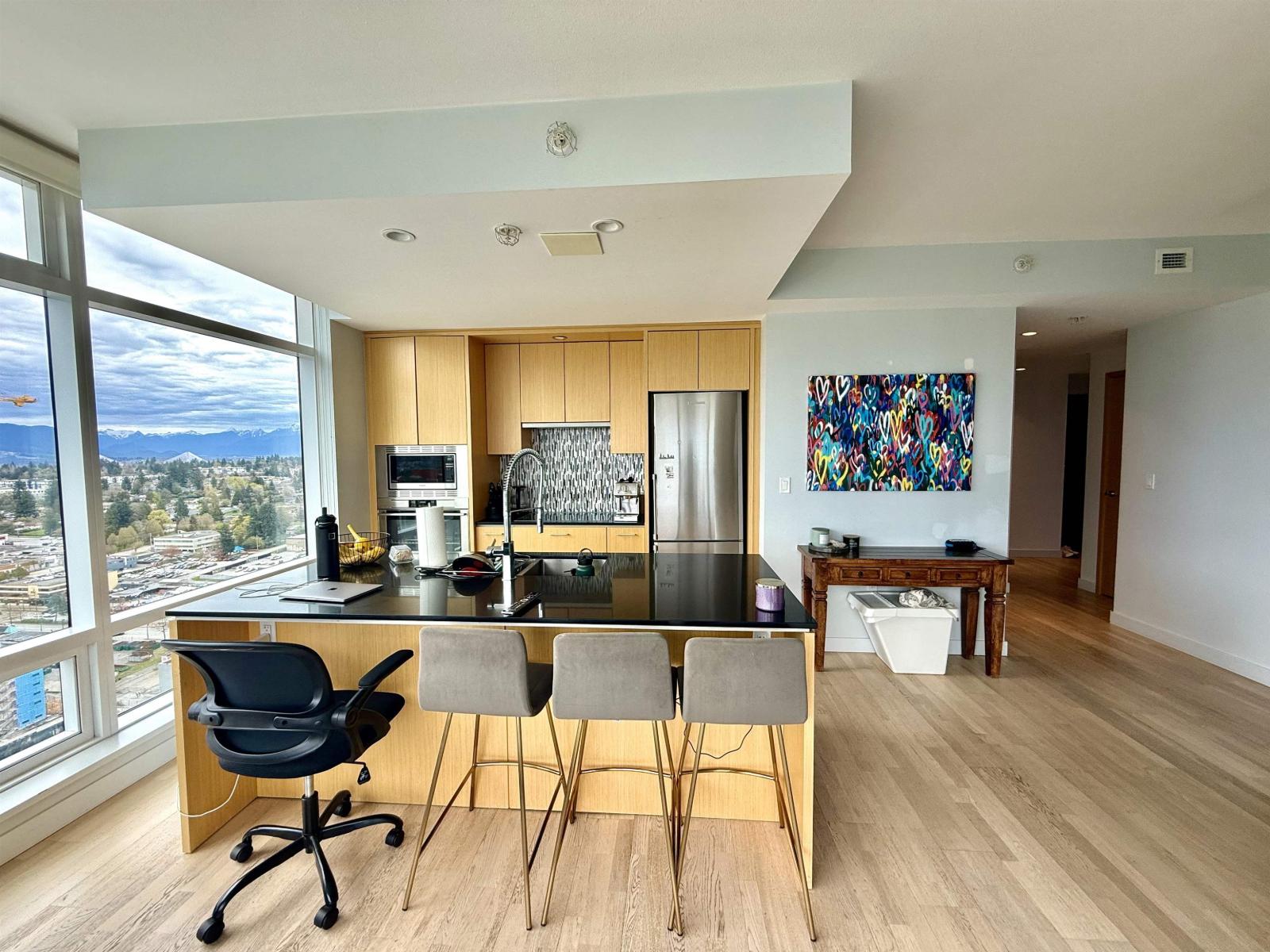 2710 13495 CENTRAL AVENUE, Surrey