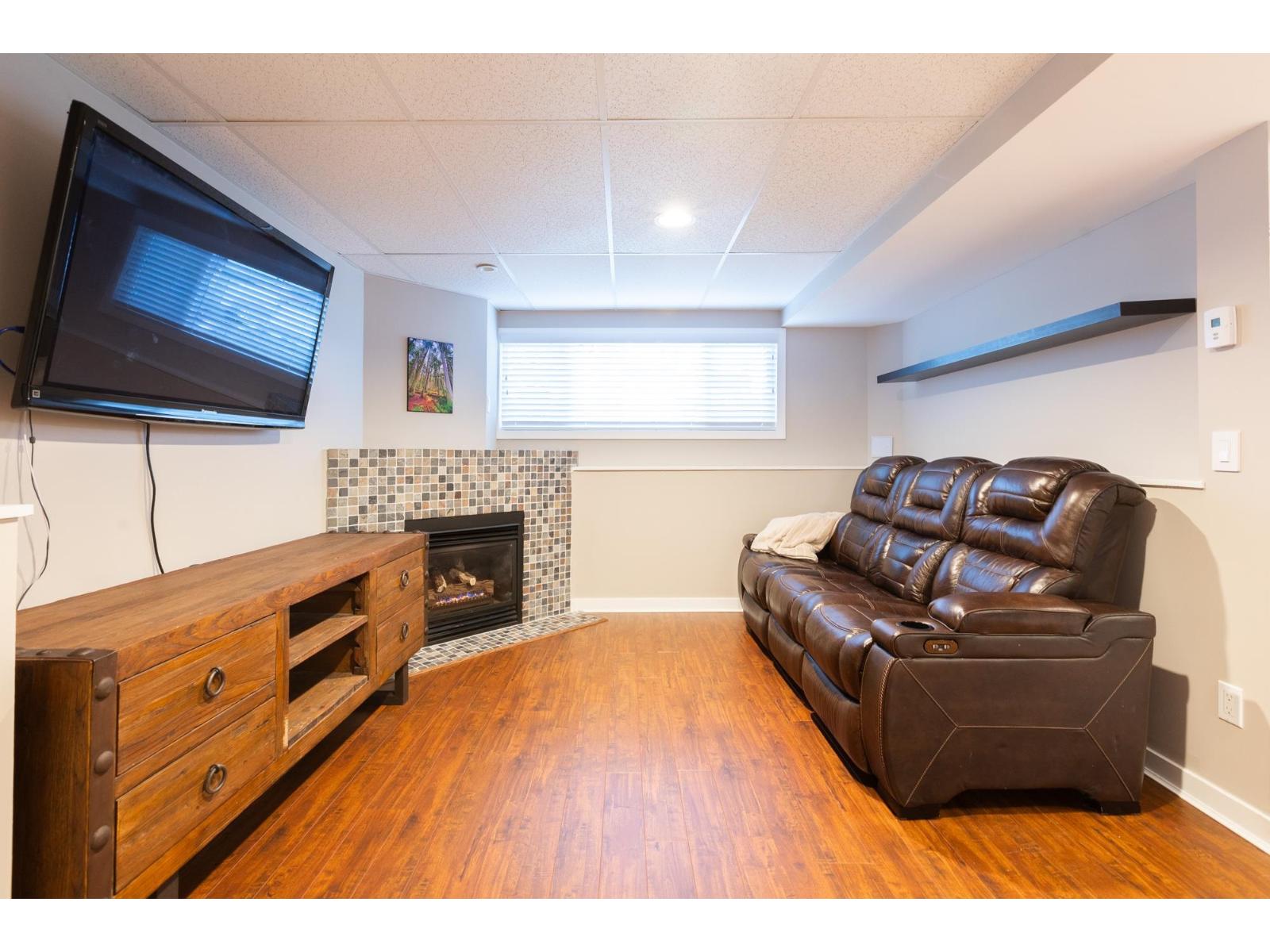 2373 WAKEFIELD COURT, Langley