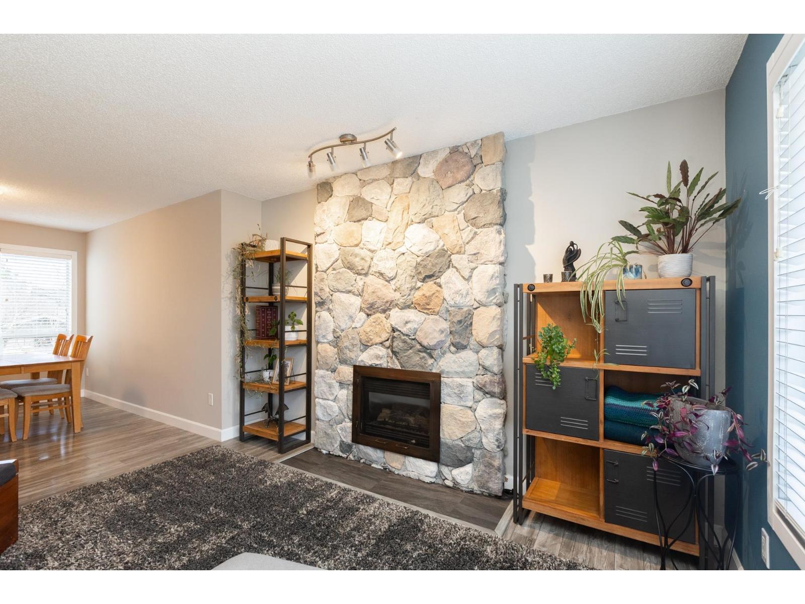 2373 WAKEFIELD COURT, Langley