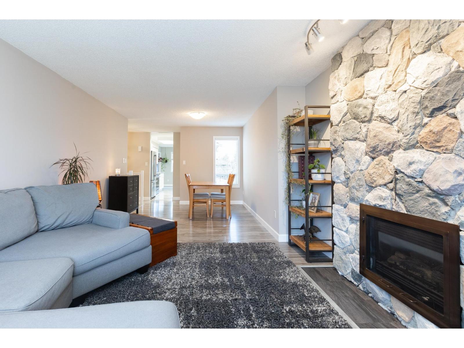 2373 WAKEFIELD COURT, Langley