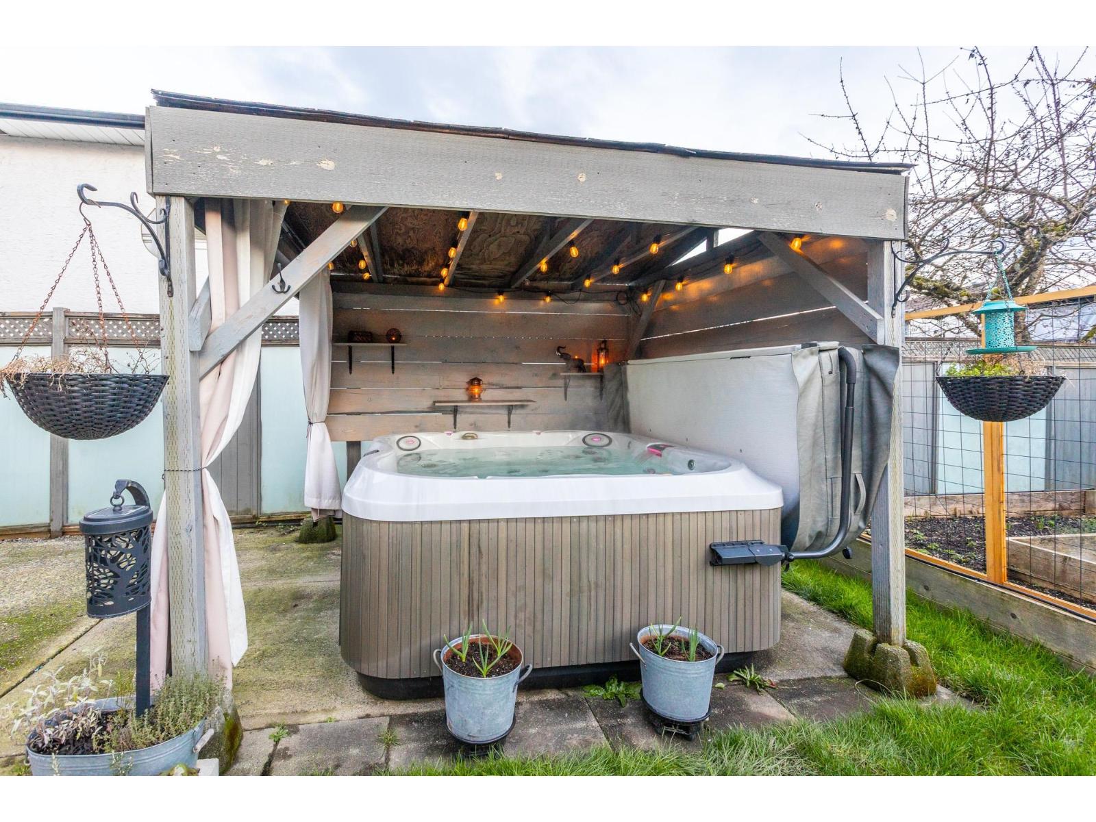 2373 WAKEFIELD COURT, Langley