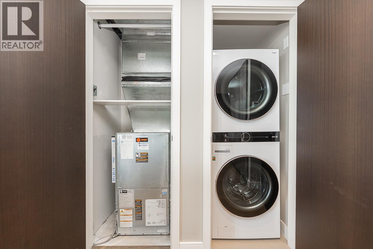 1601 210 SALTER STREET, New Westminster