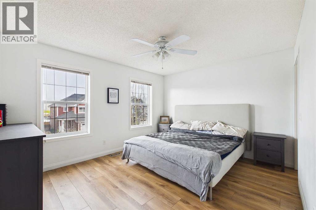 121 River Heights Crescent, Cochrane