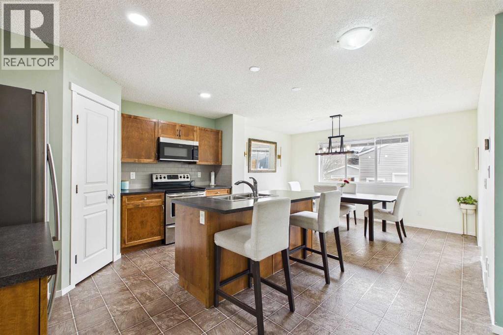 121 River Heights Crescent, Cochrane