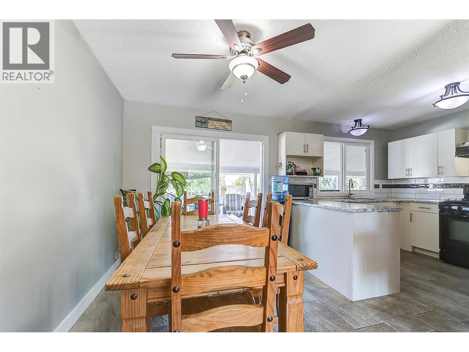280 HOLBROOK Road W - 10
