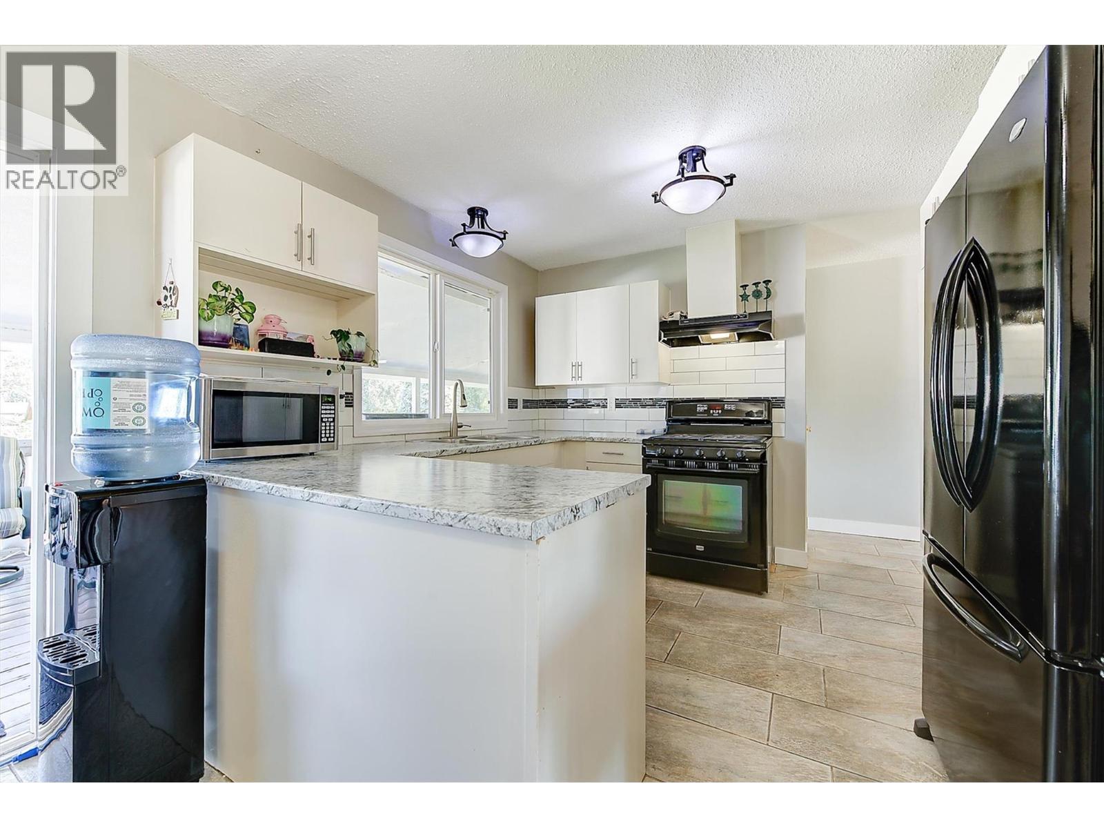  280 HOLBROOK Road West, Kelowna