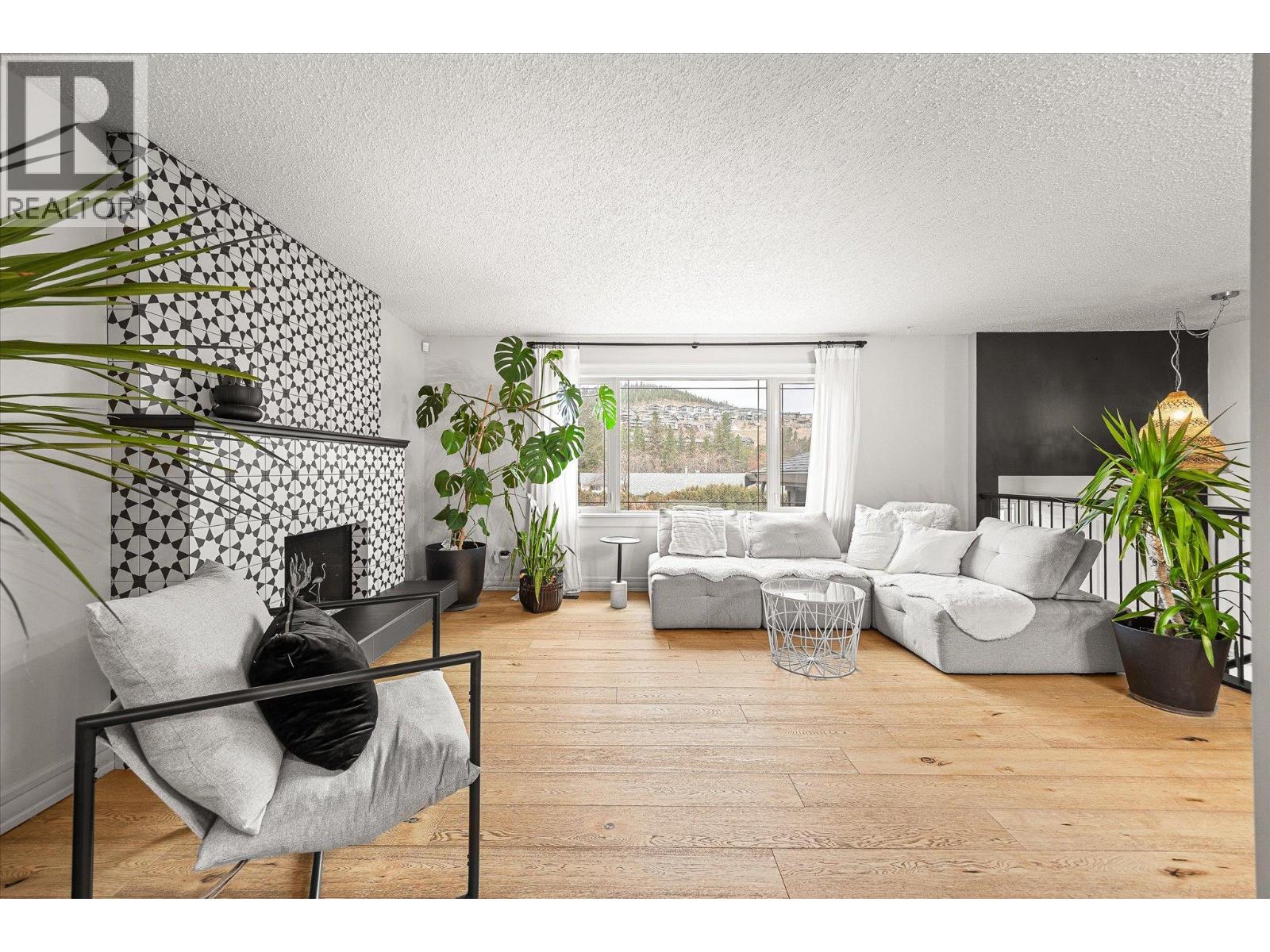 1492 Forest Avenue, Kelowna