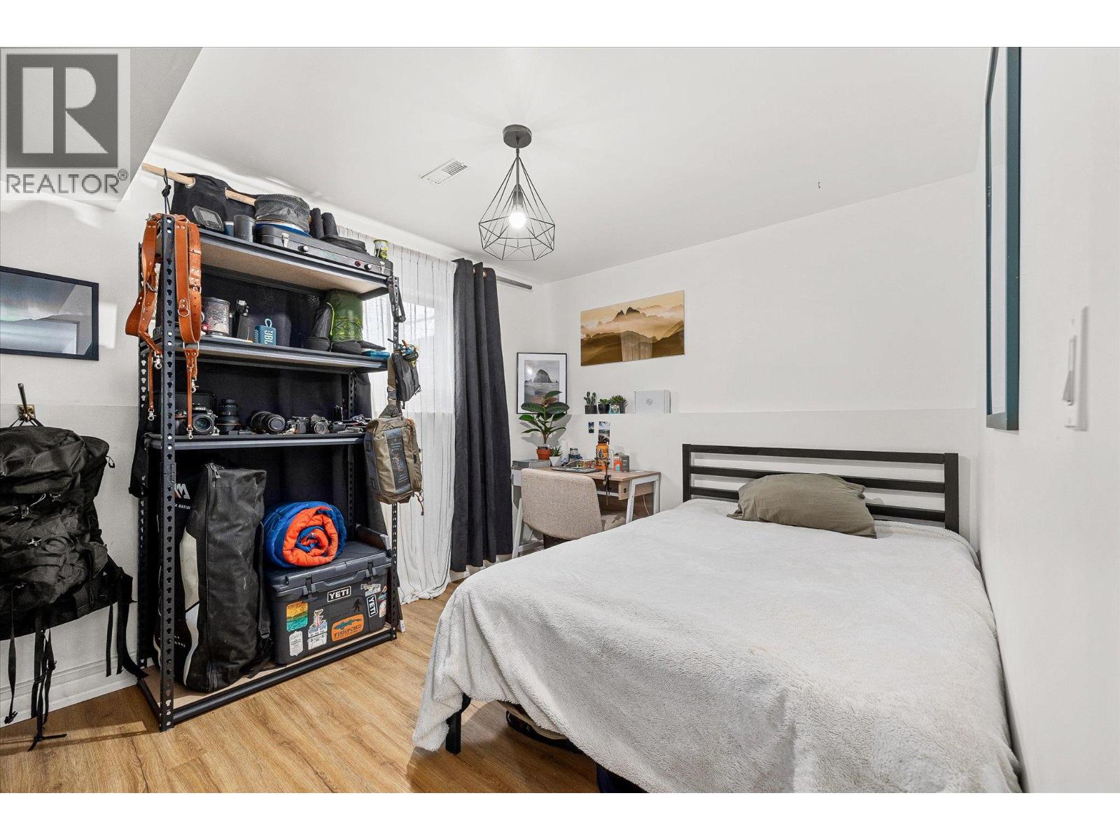 1492 Forest Avenue, Kelowna