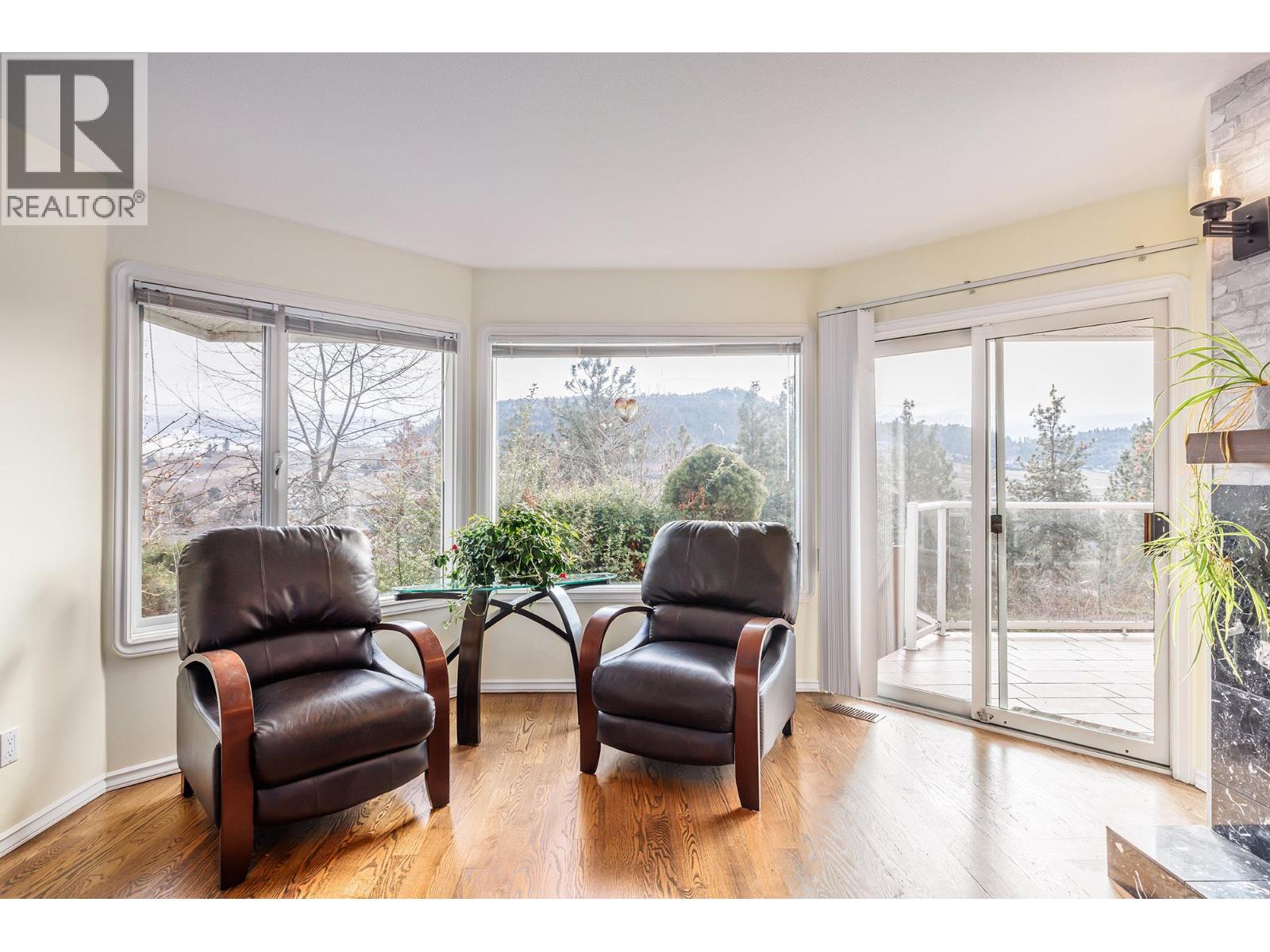 19 452 Glen Pine Court, Kelowna