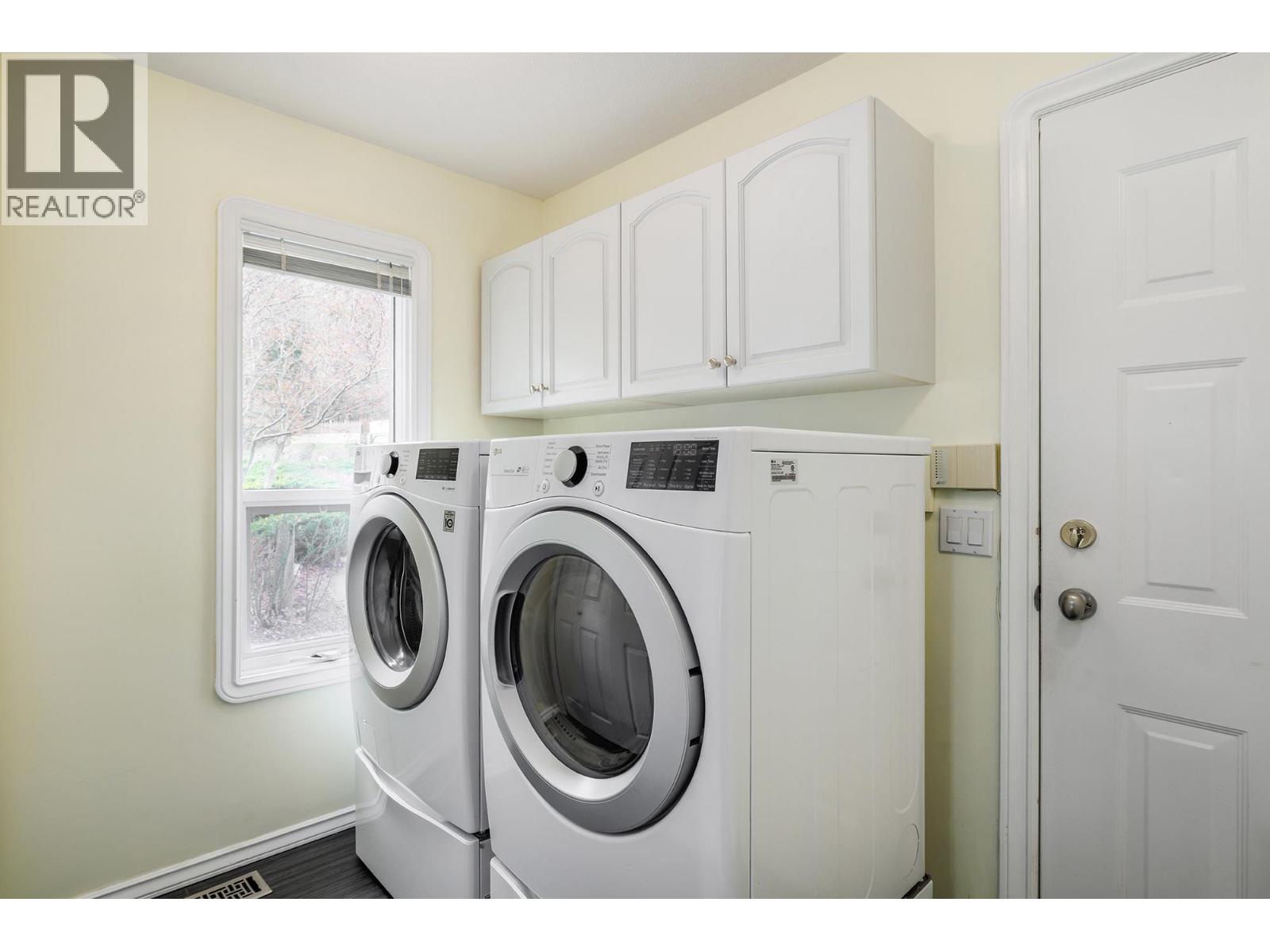 19 452 Glen Pine Court, Kelowna