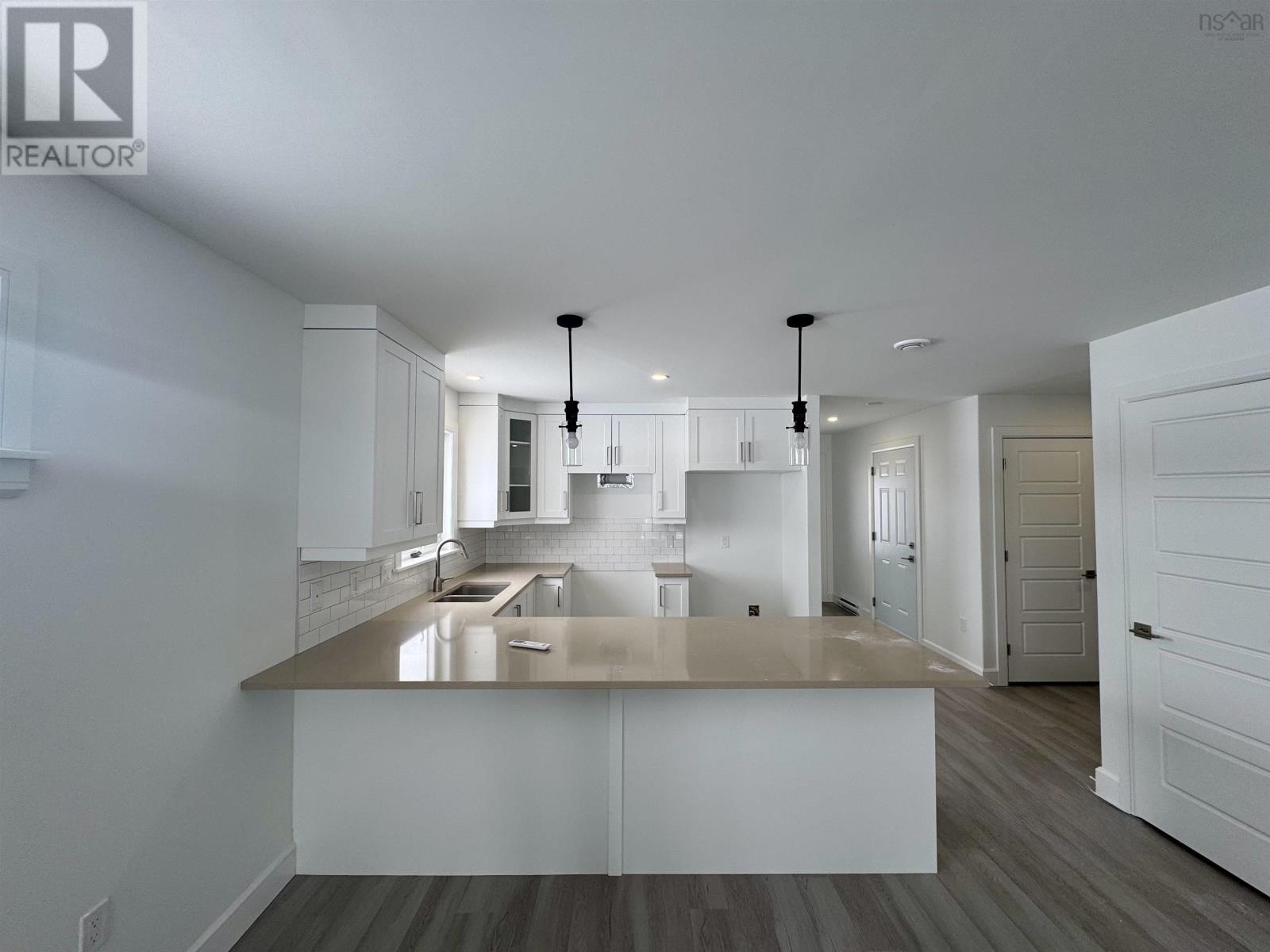 Property 7 of 24 of 8 Abbey Road