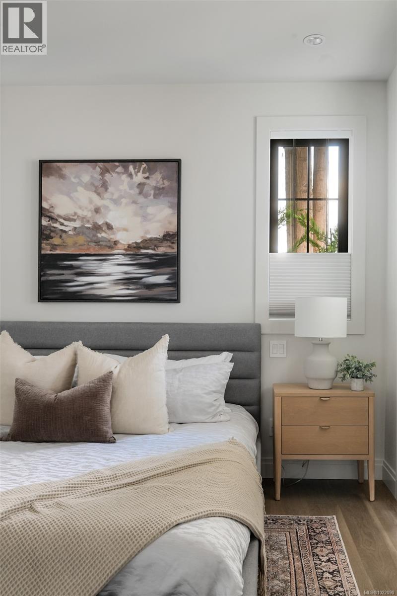 4 5032 Wesley Rd, Saanich