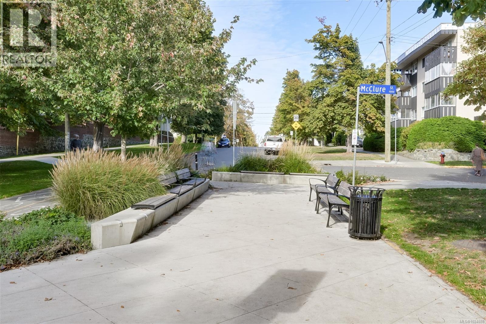 737 Vancouver St, Victoria